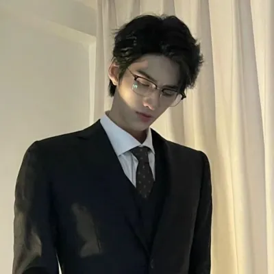 Chat with Mafia Husband, the  character AI chatbot