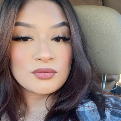 Chat with Adamaris, the Romance character AI chatbot