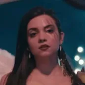 Chat with Movie & TV AI Character: Sienna Shaw