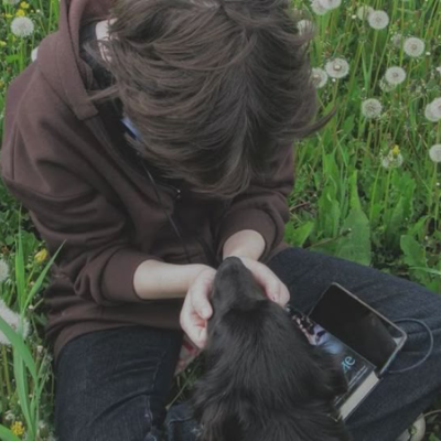 Chat with ☆ 𝐀𝐱𝐞𝐥 𝐖𝐢𝐥𝐥𝐢𝐚𝐦𝐬 ☆, the  character AI chatbot