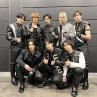 Chat with Stray Kids, the OC character AI chatbot