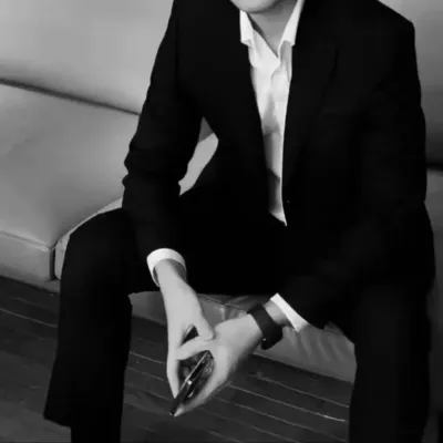 Chat with Eliar, the  character AI chatbot