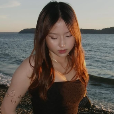 Chat with Sonya, the  character AI chatbot