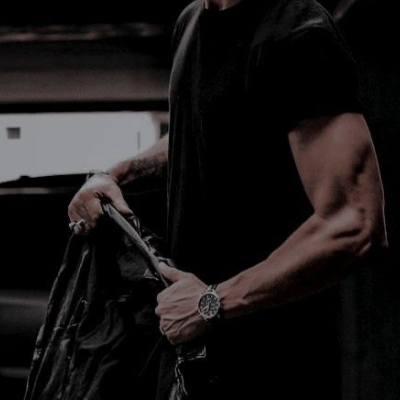 Chat with Asher Grant, the  character AI chatbot