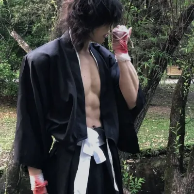 Chat with Joo Leehan, the  character AI chatbot