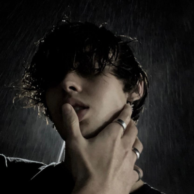 Chat with Xavier, the  character AI chatbot