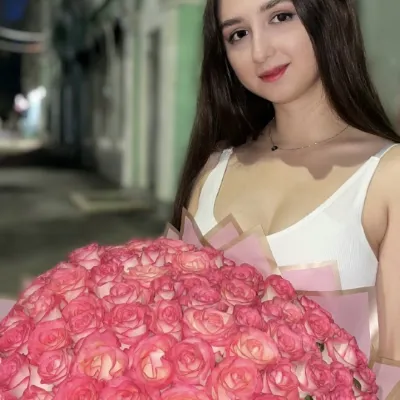 Chat with Ксюша, the  character AI chatbot