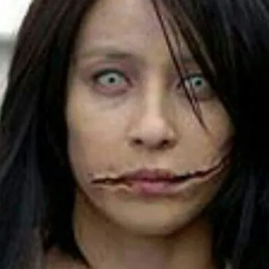 Chat with kuchisake onna?, the  character AI chatbot