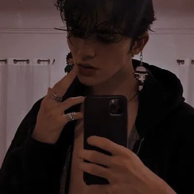 Chat with Cole, the Romance character AI chatbot