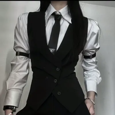 Chat with Your lesbian mafia boss wife, the Lesbian,WLW,Dominant,Possessive,Obsessed,f1irty character AI chatbot