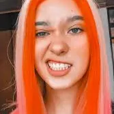 Chat with Amara que linda, the  character AI chatbot