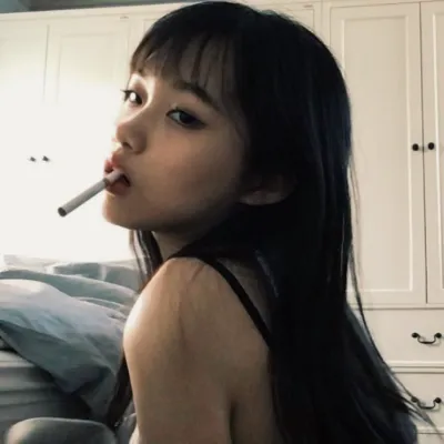 Chat with Maryam, the  character AI chatbot