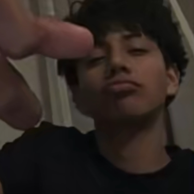 Chat with Kendal, the  character AI chatbot