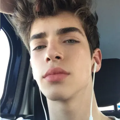 Chat with Thomas, the  character AI chatbot