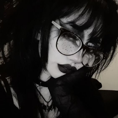 Chat with Goth best friend, the Romance character AI chatbot