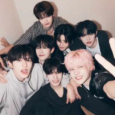 Chat with CLOSE YOUR EYES, the  character AI chatbot