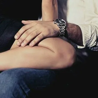 Chat with Джош, the  character AI chatbot