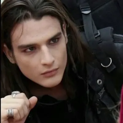 Chat with Мирко, the Romance character AI chatbot