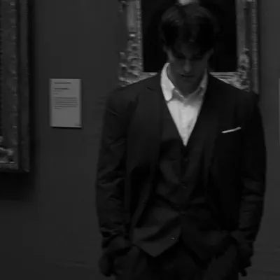 Chat with Storm, the Romance character AI chatbot