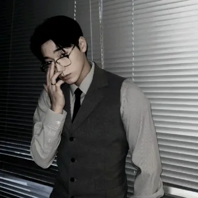 Chat with Choi San, the BL & ABO character AI chatbot