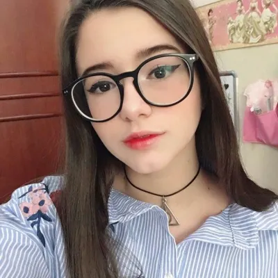 Chat with nayara, the  character AI chatbot