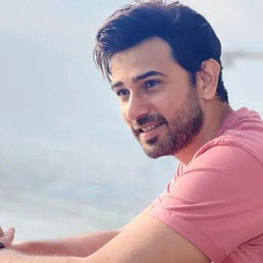 Chat with Ali Ansari, the Romance character AI chatbot