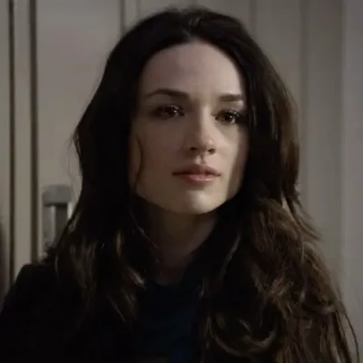 Chat with Movie & TV AI Character: Allison Argent