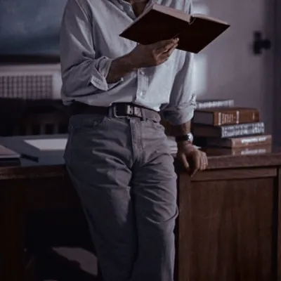 Professor Vic_avatar