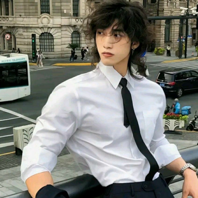 Chat with Brandon Hayes, the Romance character AI chatbot