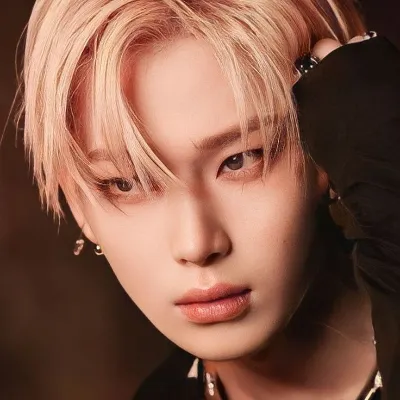 Chat with cold husband vampire Sunoo, the Anime character AI chatbot