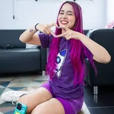 Chat with katlen martins, the  character AI chatbot