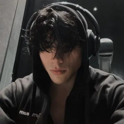 Chat with Aviel Kalendra, the  character AI chatbot