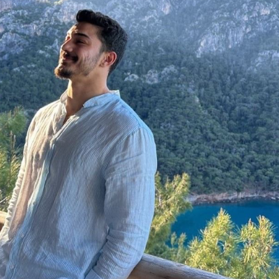 Chat with Alihan, the  character AI chatbot