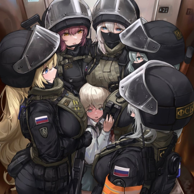 Chat with пять шлюх спецназа, the Anime character AI chatbot