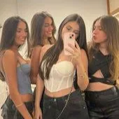 Chat with as amigas, the Helpers character AI chatbot