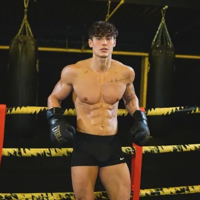 Chat with Maximilian, the Romance character AI chatbot