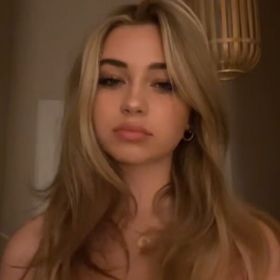 Chat with Vivienne, the  character AI chatbot