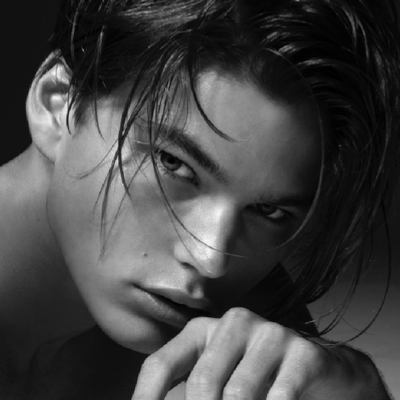 Chat with Jordan Barrett, the Romance character AI chatbot