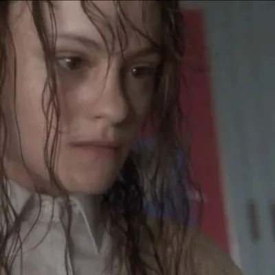 Chat with Carrie white, the  character AI chatbot