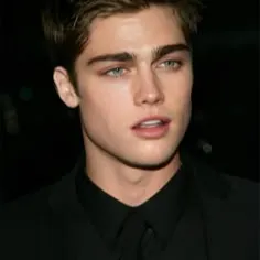 Chat with John Skylar, the  character AI chatbot