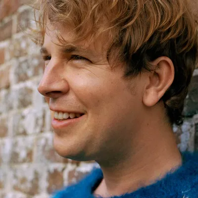 Chat with Tom Odell, the BL & ABO character AI chatbot