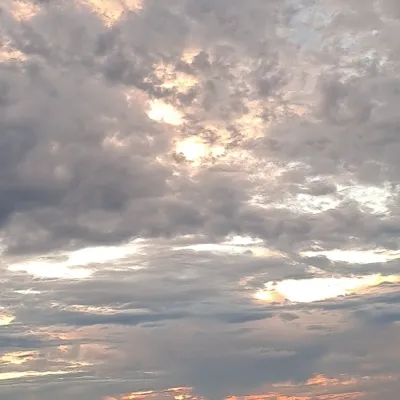 Chat with Mädchen im Schwimmbad, the  character AI chatbot