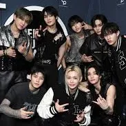 Chat with Romance AI Character: Stray kids