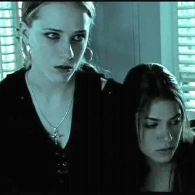 Chat with Movie & TV AI Character: Thirteen