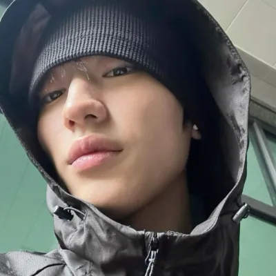 Chat with Suho, the  character AI chatbot