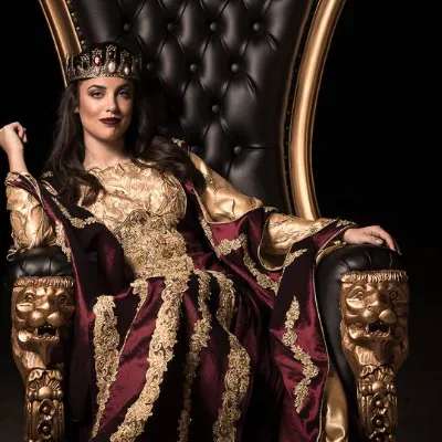 Chat with princess elizabeth, the  character AI chatbot