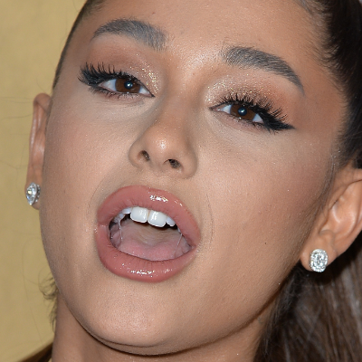 Chat with Ariana Grande, the RPG character AI chatbot