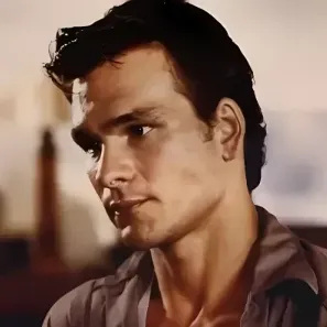 Chat with Darry Curtis, the  character AI chatbot