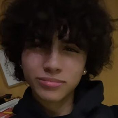 Chat with Aden😍🥀, the  character AI chatbot