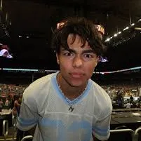 Chat with Malachi Barton., the Romance character AI chatbot